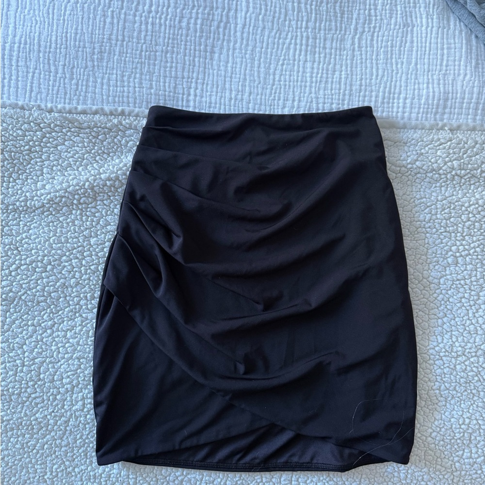 Dynamite Mini Skirt